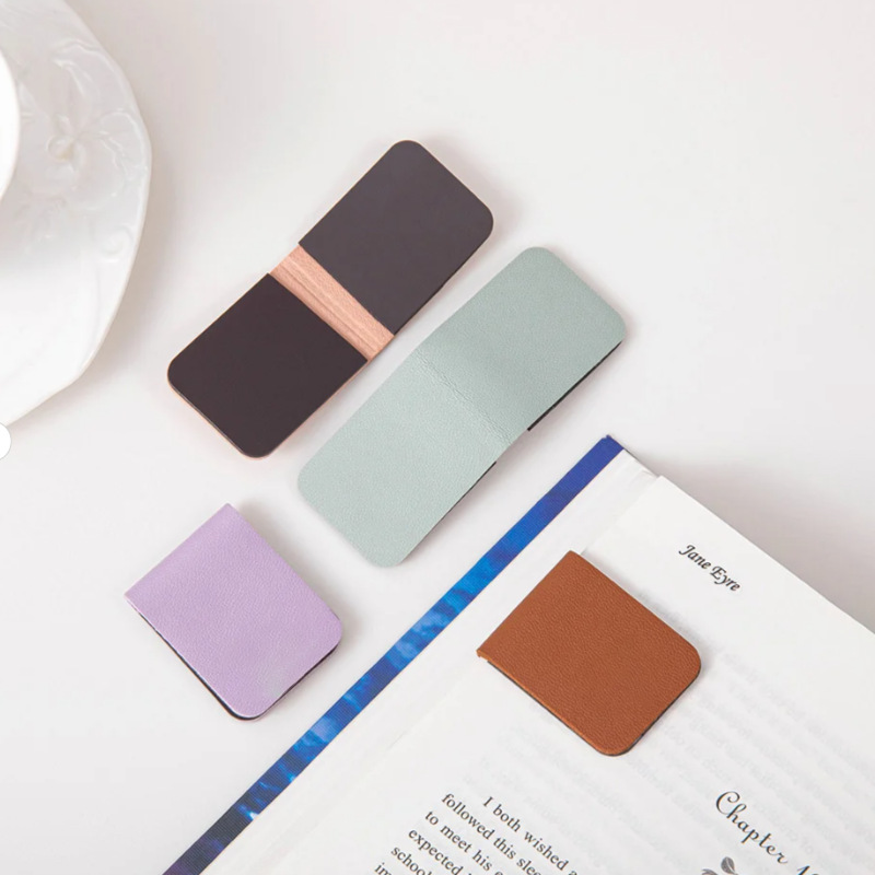 Premium Leather Magnetic Bookm - огляд і ціна Bookmark Magnetic Clip